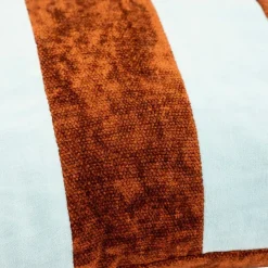 By Boo Kussen Stripey 45x45 cm - Lichtblauw / caramel