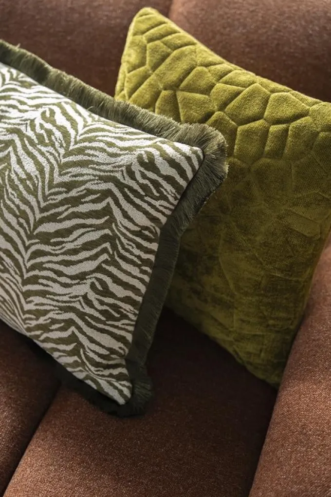 By Boo Kussen Tigra 40x60 cm - groen