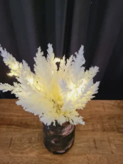 Countryfield Astilbe boeket met LED verlichting wit - Sfeervolle kunstbloemen