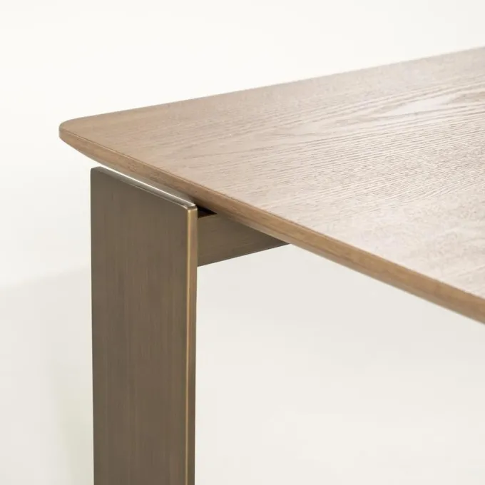 Eleonora Salontafel Robert - bruin