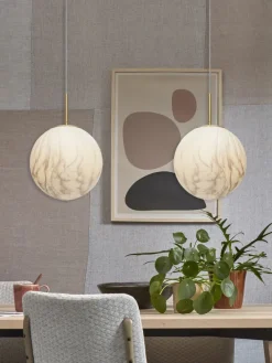 it's about RoMi Hanglamp glas/ijzer Carrara bol wit marmerprint/goud L