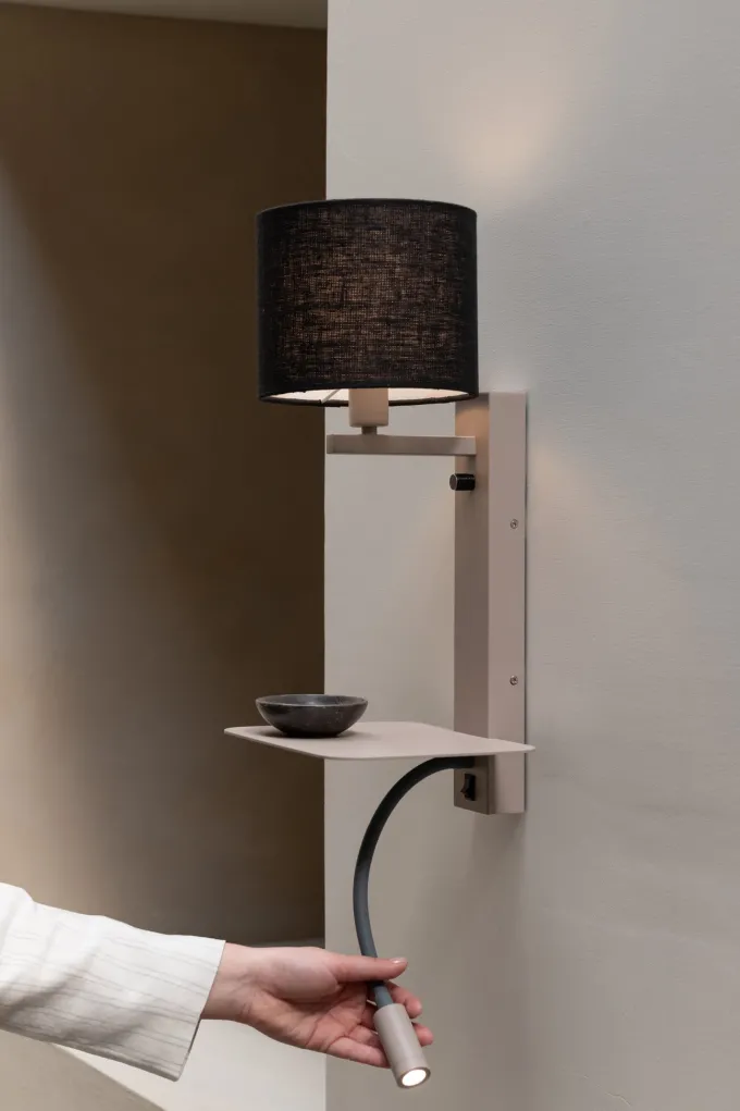 it's about RoMi Wandlamp Florence+leeslamp zand/kap 1815 zwart