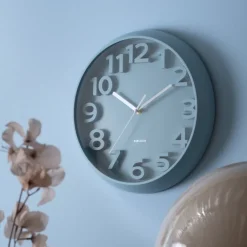 Karlsson Wandklok Elevated Classic Numbers misty blauw