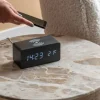Karlsson Wekker Block met telefoonoplader LED zwart