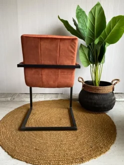 Le Chair Eettafelstoel Tripple met armleuning adore showroommodel