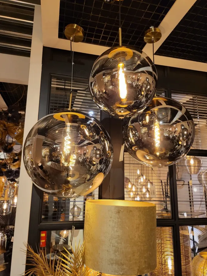 Light en Living Hanglamp MEDINA antiek brons met smoke glas - 2 maten