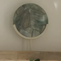 Light en Living Ornament op voet 35x12x50 cm GOUYA in Groen Agaat en Crème