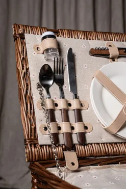 PTMD Kinzey Brown wilgen picknickmand voor 2 personen