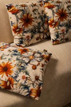 PTMD Kussen Helenor Naturel vierkant met bloemen