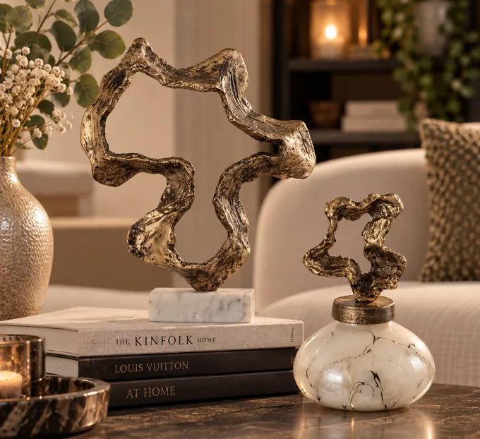 PTMD Ornament Maryan Brass aluminium op marmeren voet S