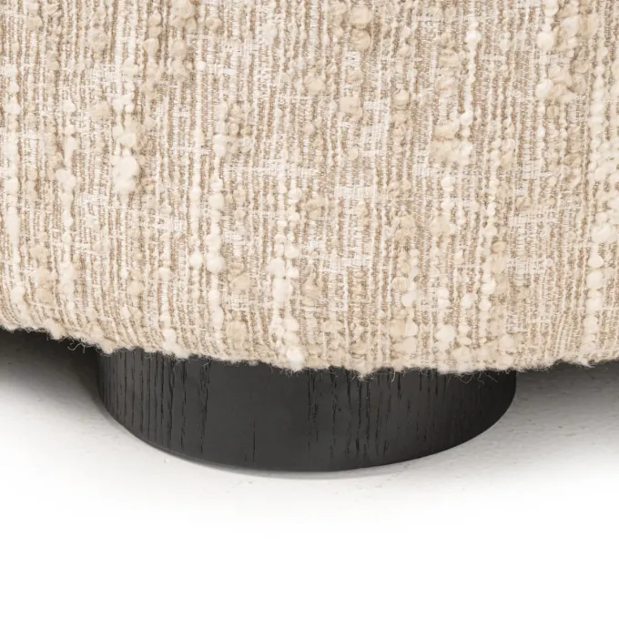 Richmond Interiors Bank Pandora beige angora lounge links