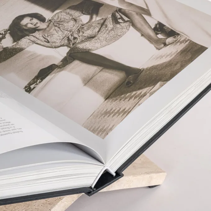 Richmond Interiors Boekenstandaards Belice beige