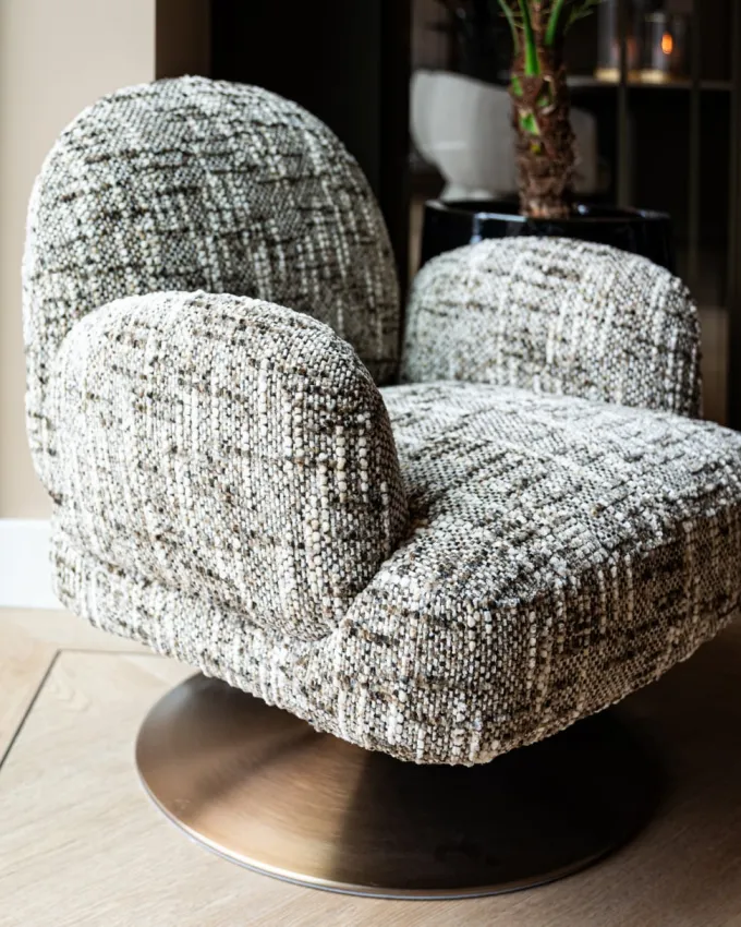 Richmond Interiors Lounge stoel Kagney brown omara swivel