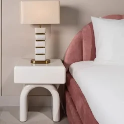 Richmond Interiors Nachtkastje Bennet coconut milk 1 Lade