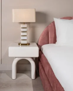 Richmond Interiors Nachtkastje Bennet coconut milk 1 Lade