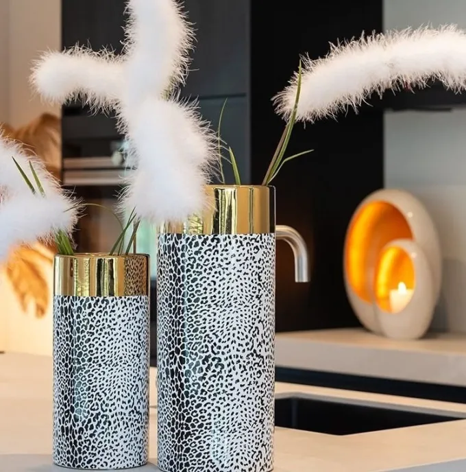 Richmond Interiors Vaas Alesha klein wit (Goud) - Richmond Interiors