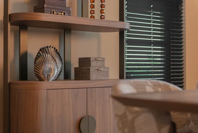 Richmond Interiors Vaas Mara antiek brons klein