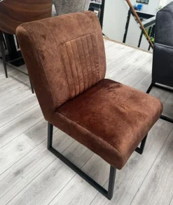 Wildeboer & v/d Weide Showroommodel Eettafelstoel Kitty Stof C marble