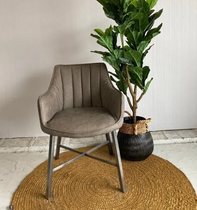 WoonStijl Eettafelfauteuil Striped PU Taupe